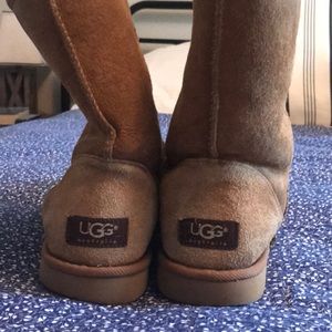 UGG boots size 9